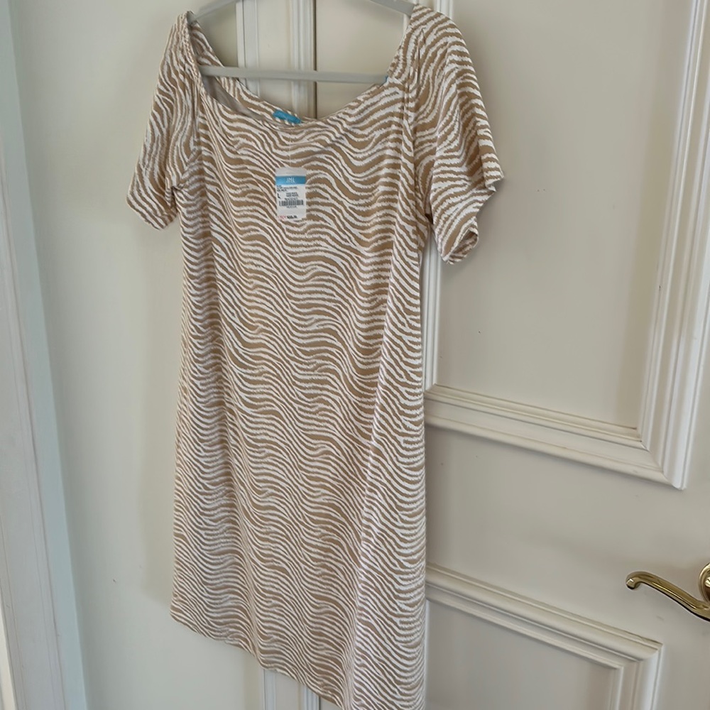 Tan and white classic dress